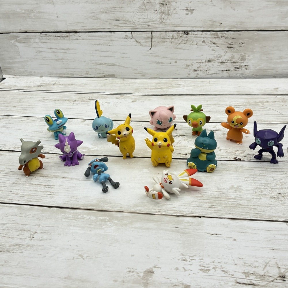 Pokémon Action Figures Mixed Lot 13 Figures Pikachu Jigglypuff Grookey Sobble